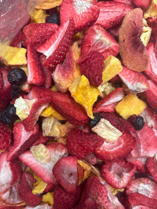 Freeze Dried Fruit Berry Blend Pineapple, Mango, Strawberry Banana- ORGANIC