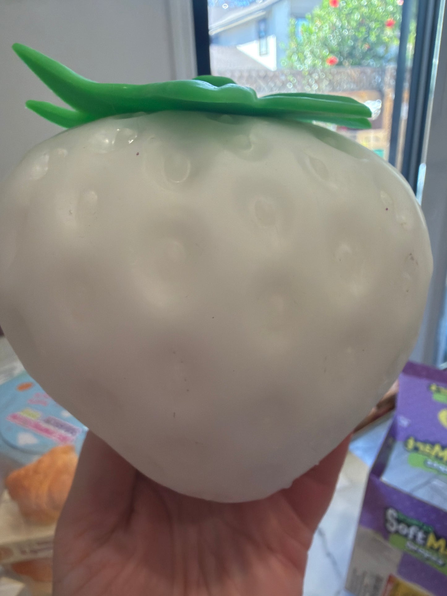 Squishy Color Changing Scented Strawberry