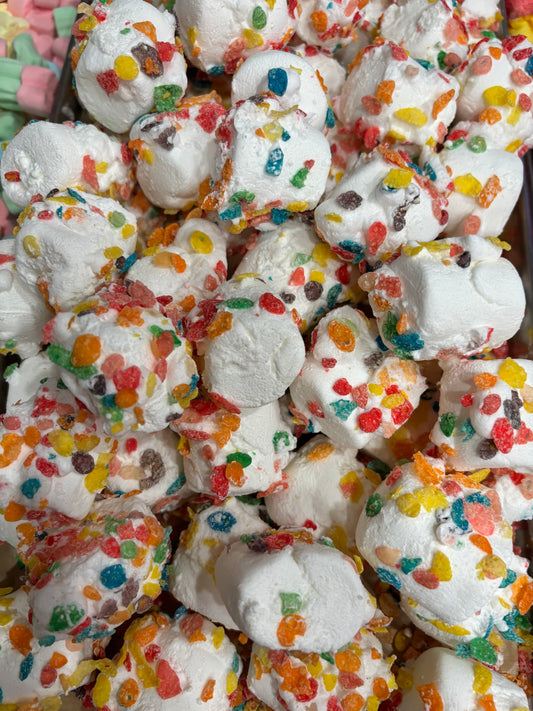 Freeze-Dried Marshmallow Fluff with Rainbow Fruitty Pebbles