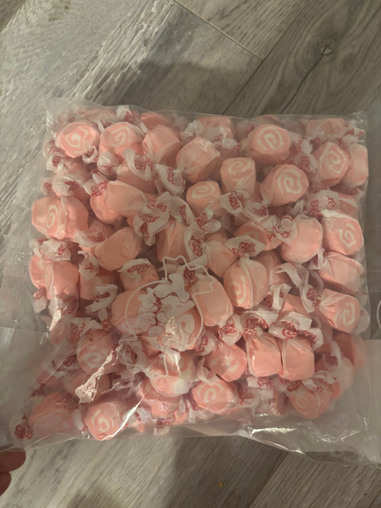 Freeze Dried Salt Water Taffy *Cinnamon*