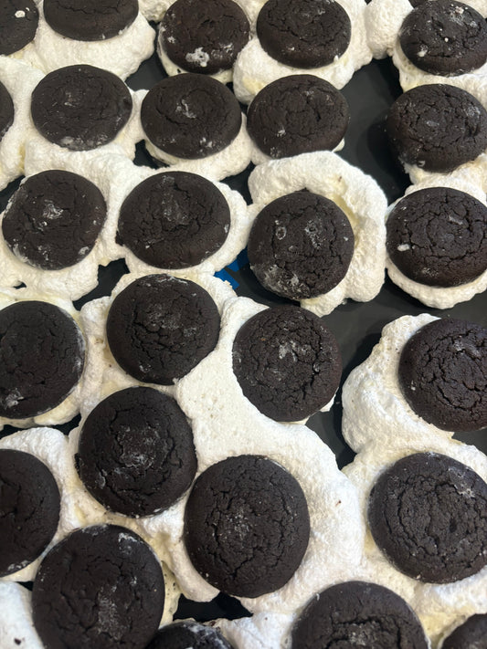 Freeze Dried Oreo CAKESTERS