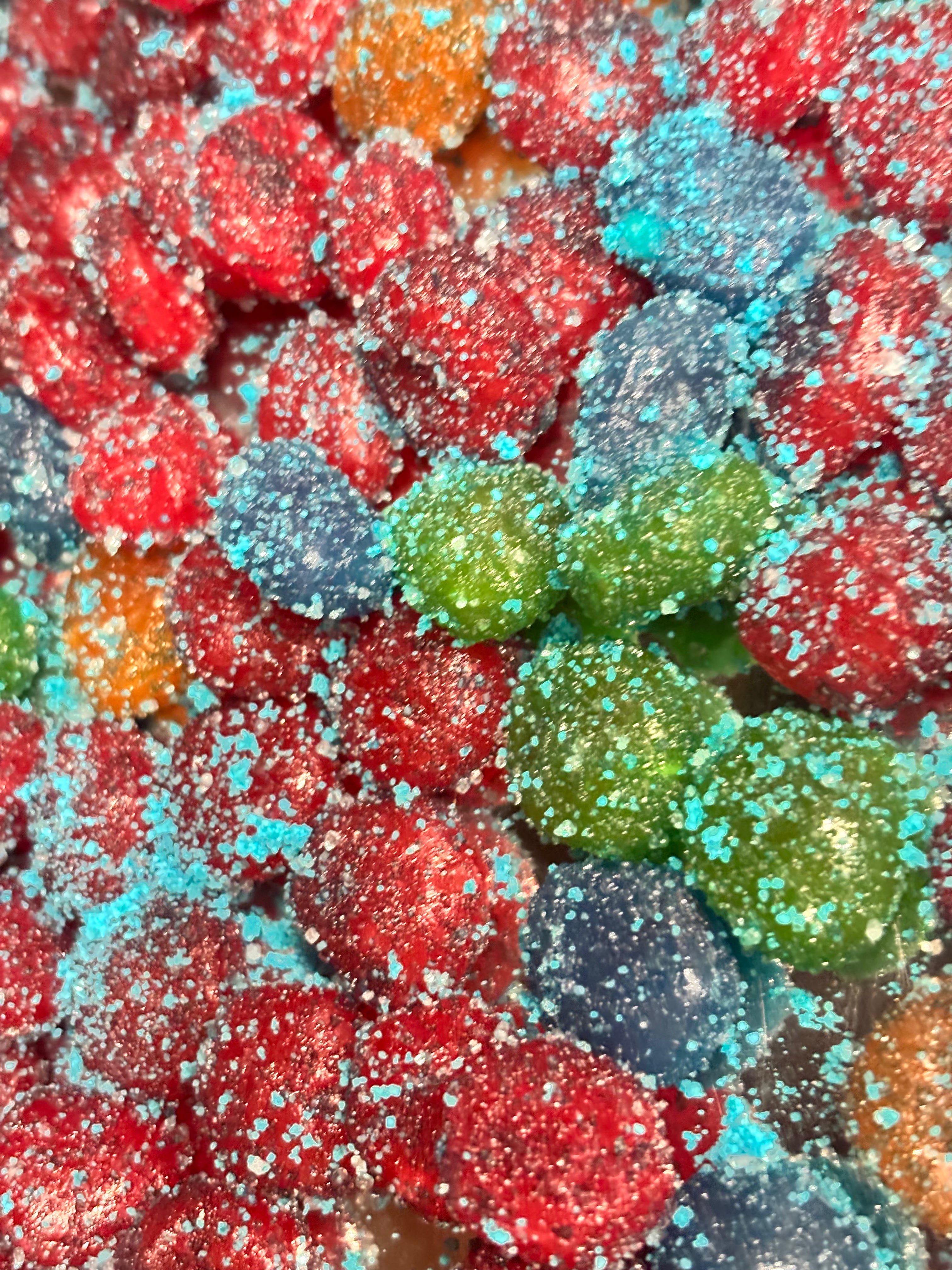 Sour Blue Raspberry or Strawberry GUSHERS – Freezed Treats And Sweets